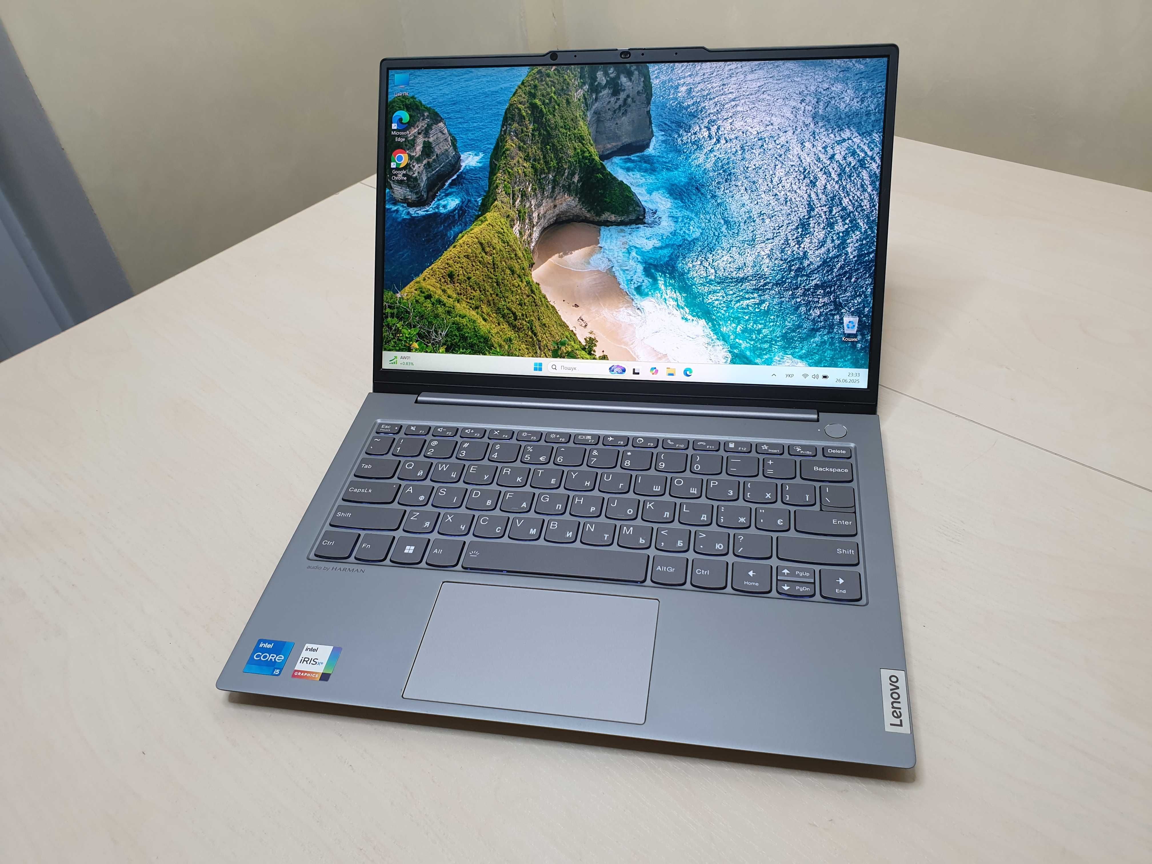 Потужний ноутбук Lenovo /Intel i5-1240P 12 ядер/RAM 16 GB DDR5/SSD 512