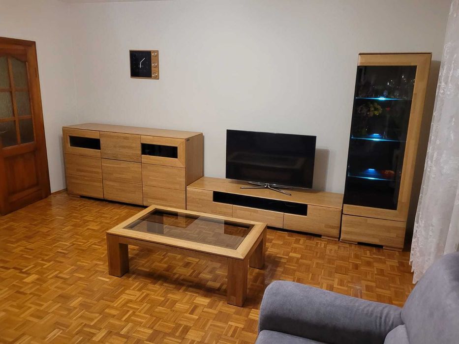 Zestaw mebli do salonu. Rossano. Komoda ława witryna.