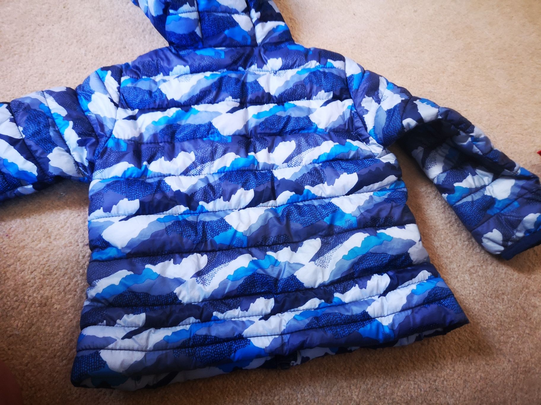 Nowa kurtka niebieska w woreczku