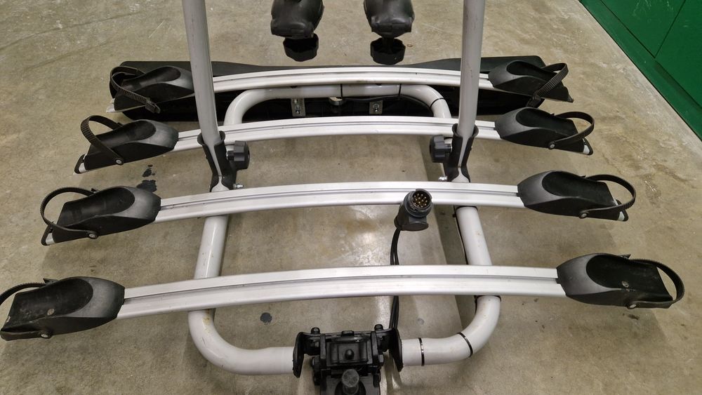 Bagaznik na 4 rowery na hak rezerwacja