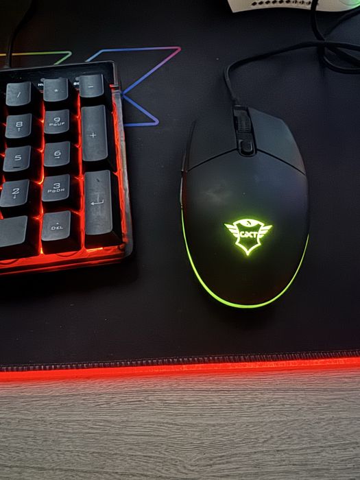 Vendo teclado gaming, rato gaming e tapete gaming