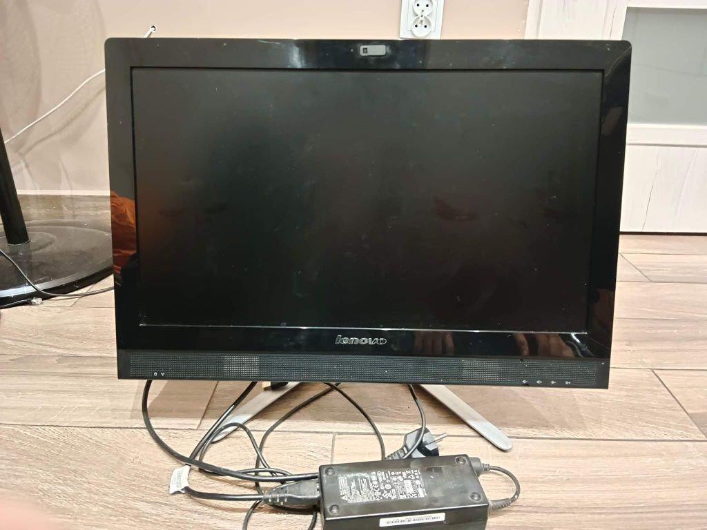 Komputer aio Lenovo