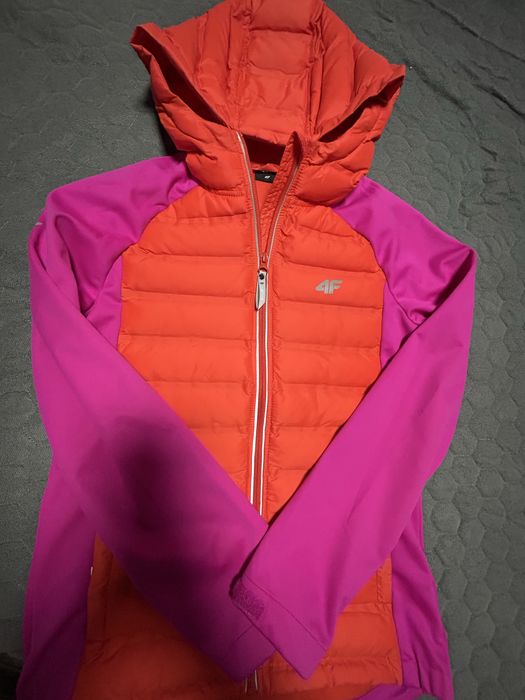 Продам мембранную куртку 4F