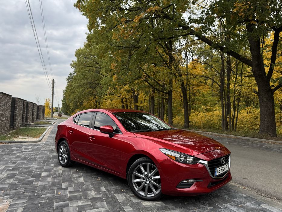 Продам Mazda 3 2018