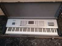 Ketron SD1 teclado com muitos ritmos