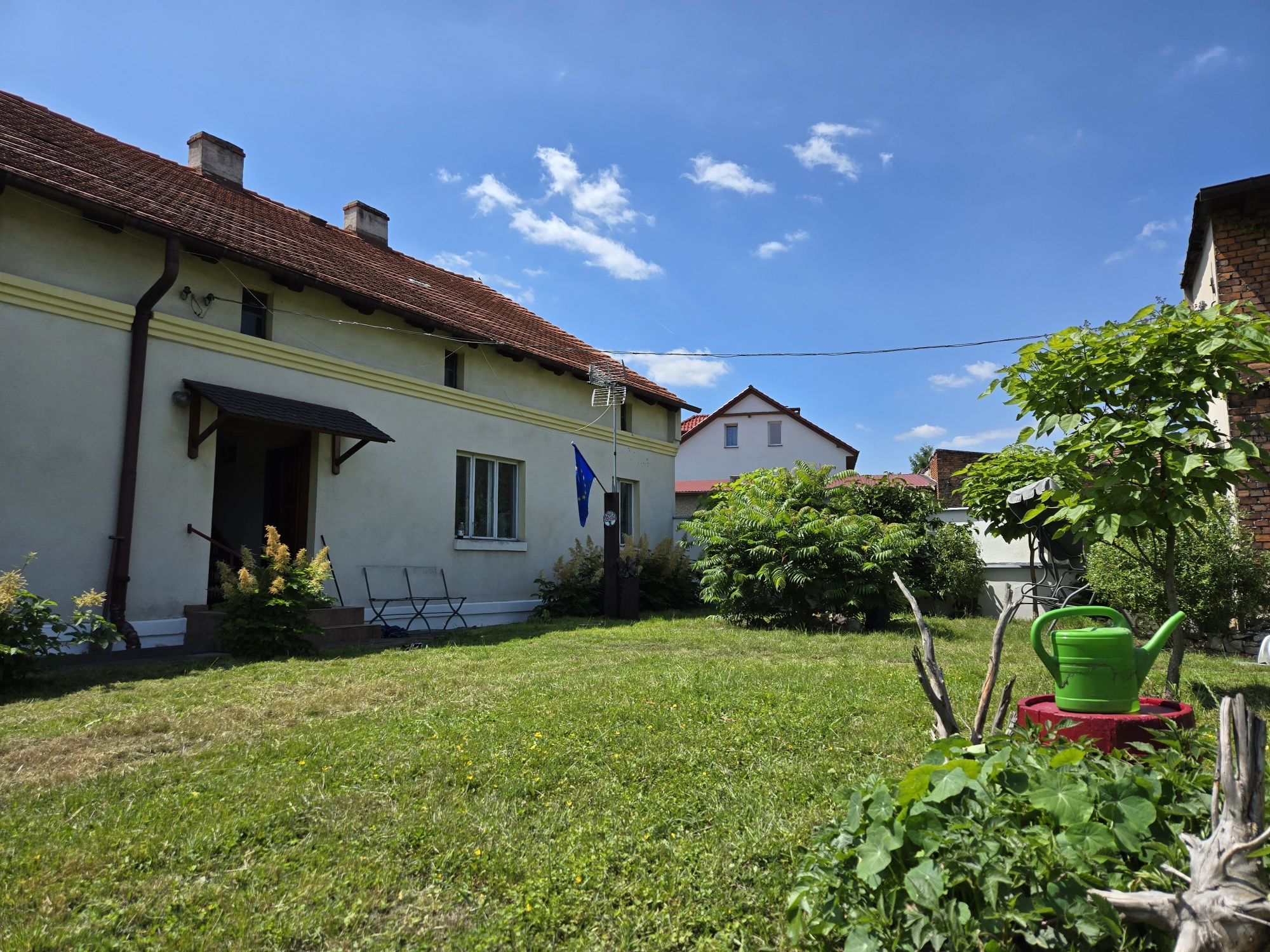 Poniemiecki dom z cegły + działka 2238 m² | Pławniowice