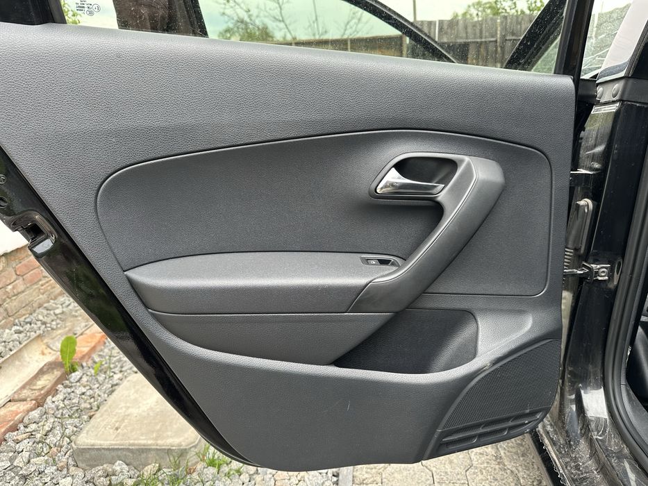 Карты дверей vw polo sedan седан поло обшивка
