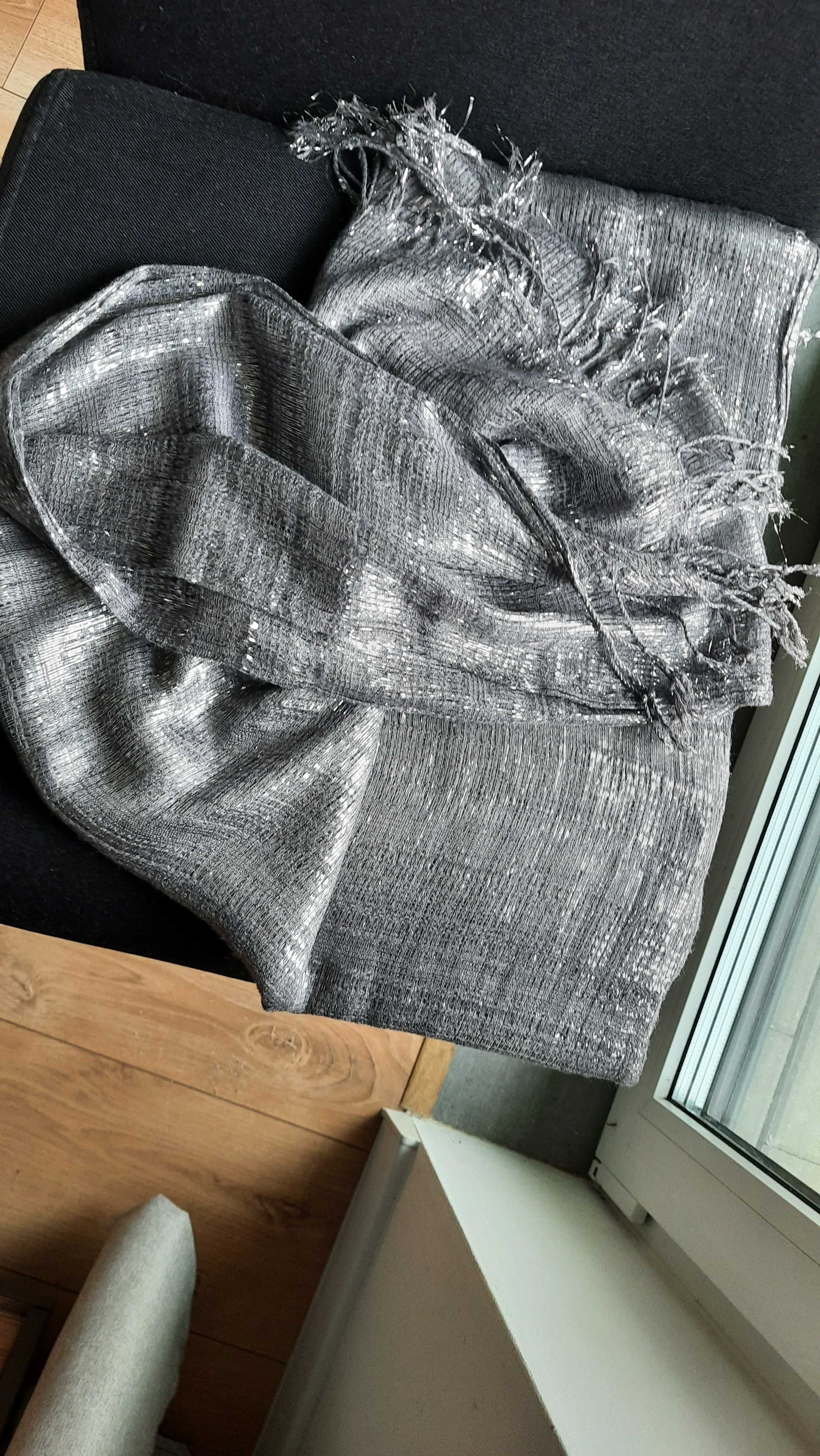 Szal damski elegancki srebrny