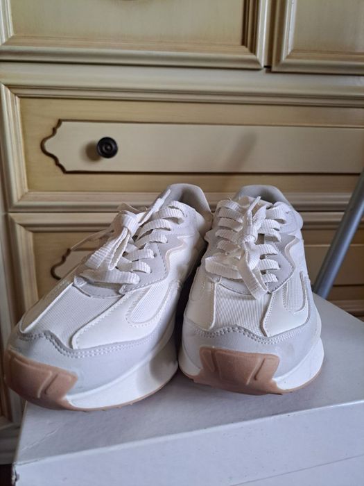 Женские кроссовки Bershka — Platform Sneakers