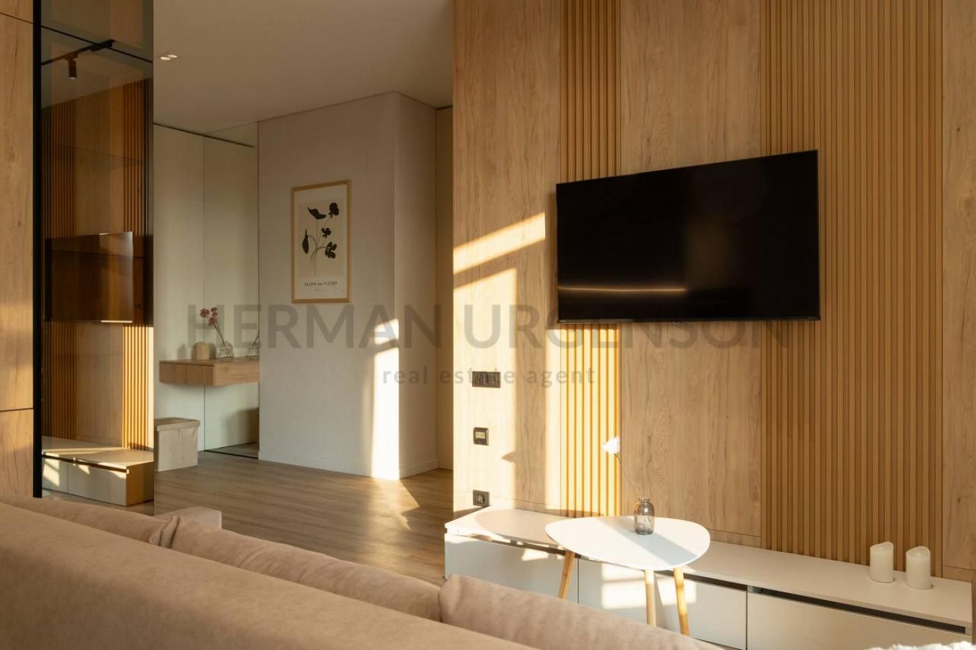 Продаж 1к квартири 42 м.кв / вул. Руська, Центр
