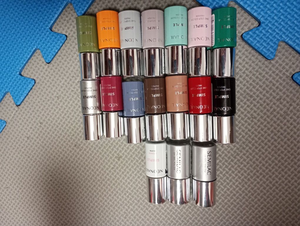 Sprzedam lampę UV i lakiery one step neonail hybrydy