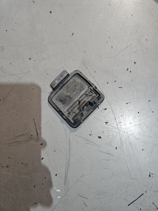 Zaślepka zderzaka tył Bmw E60 E61 zatyczka ucha holowniczego plastik