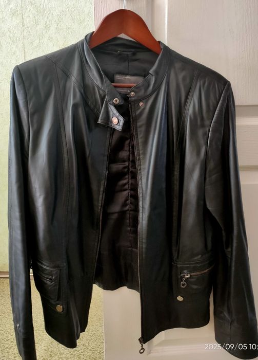 Продам шкіряний жакет б/у