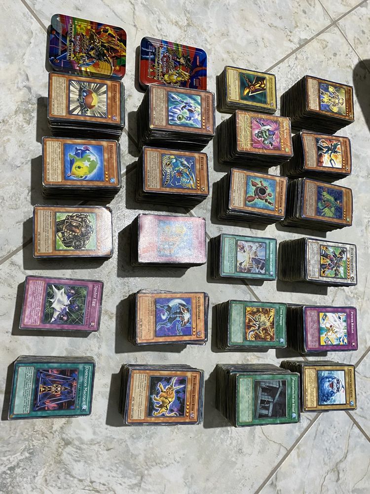 Cartas yu gi oh de todos os tipos