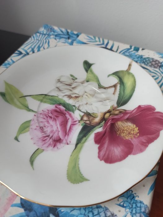 Filiżanka/zestaw/dokawy/herbaty/porcelana/prezent/pani/święta