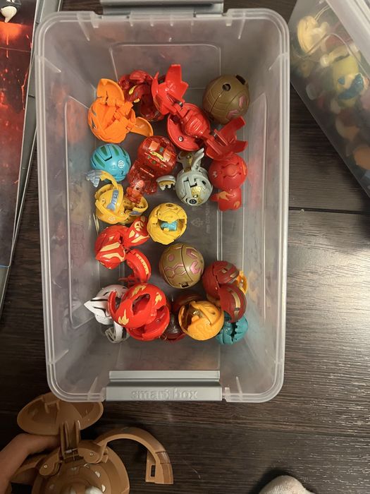 Бакугани / Bakugan — набір фігурок