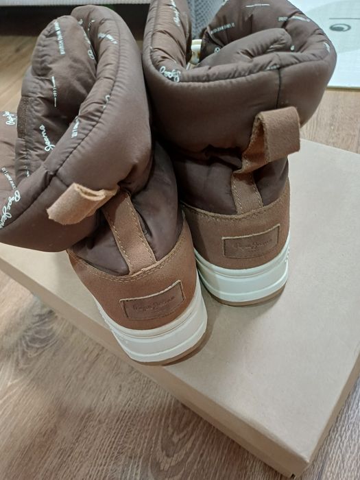 Зимові дутики черевики pepe jeans