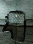 Mini torebka Guess crossbody z logo 4G model Vezzola smart