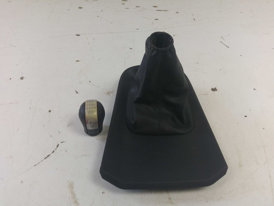 Nissan Primera P12 Osłona Lewarka Mieszek Gałka Zmiany Biegów 6 Biegów