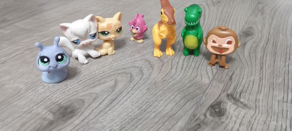 Figurki Pet shop i inne 7 sztuk