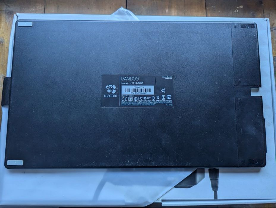 Графічний планшет Wacom Bamboo CTH-670