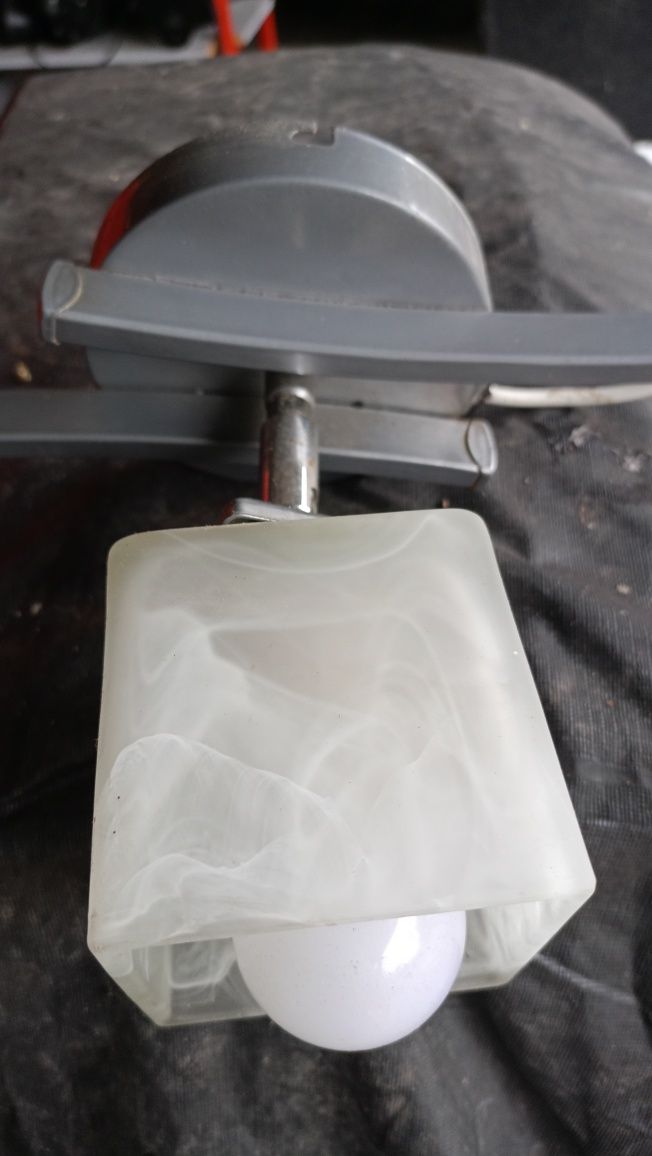 Lampa sufitowa/halogen /Światło sufitowe
