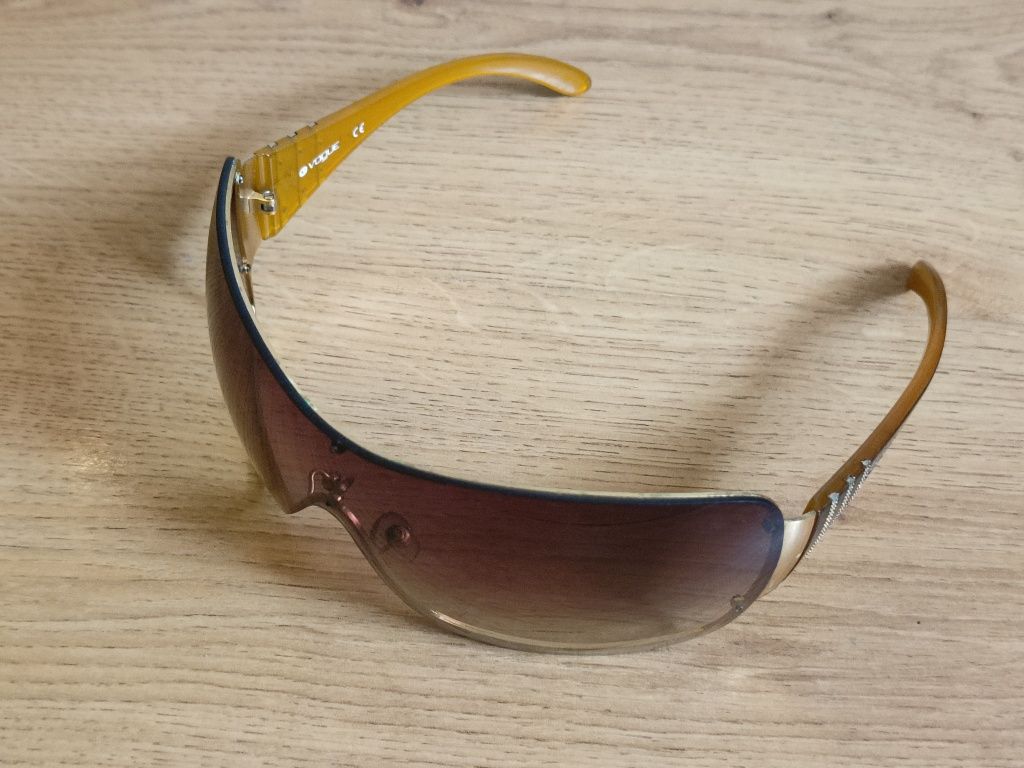 Oryginalne Okulary Vogue Przeciwsłoneczne Damskie VO3635SB 280/13 2N