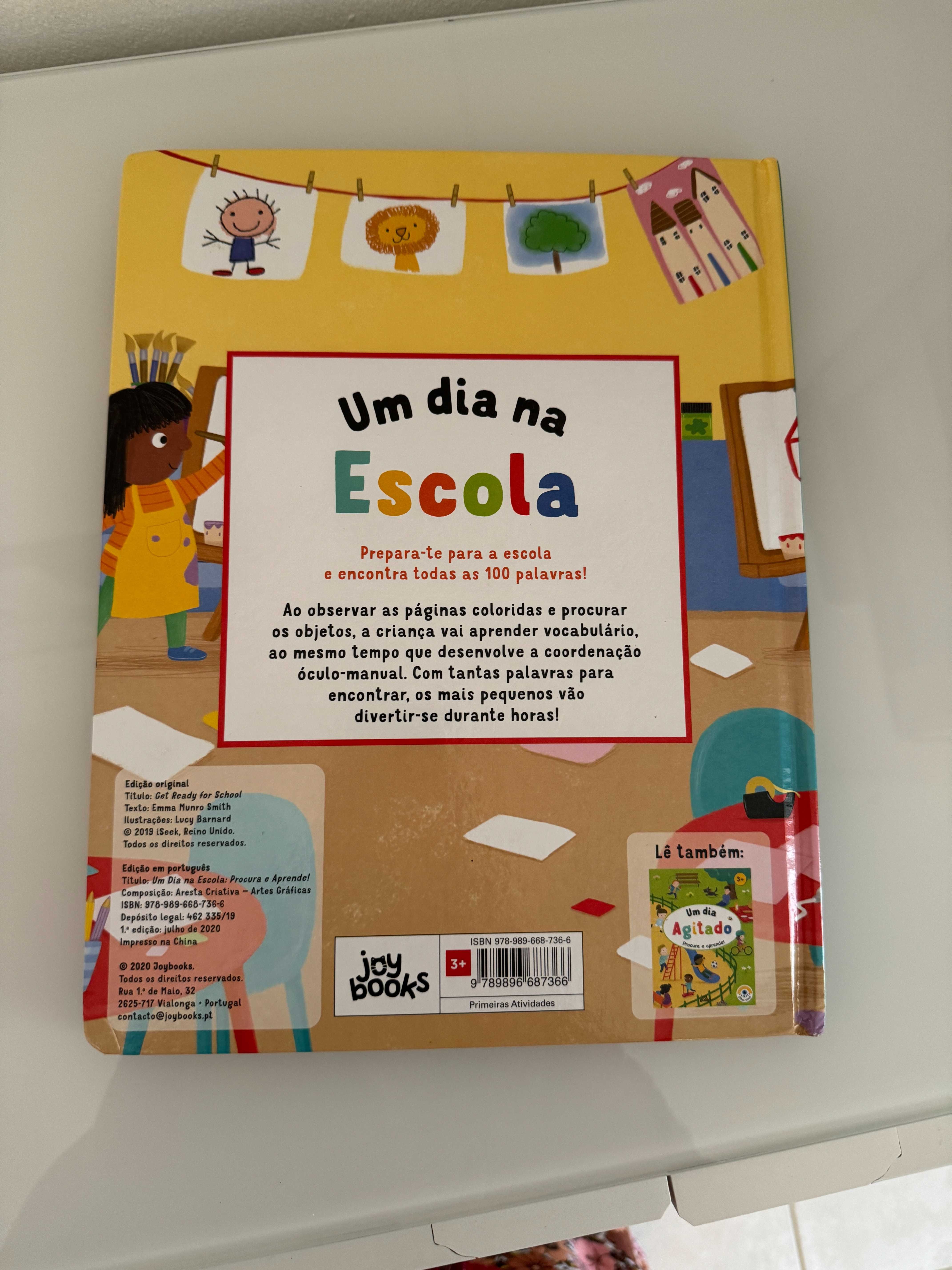 Livro - Um dia na escola