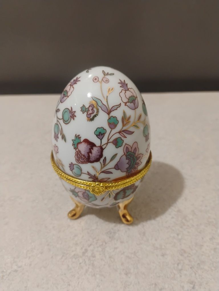 Jajko ozdobne porcelana