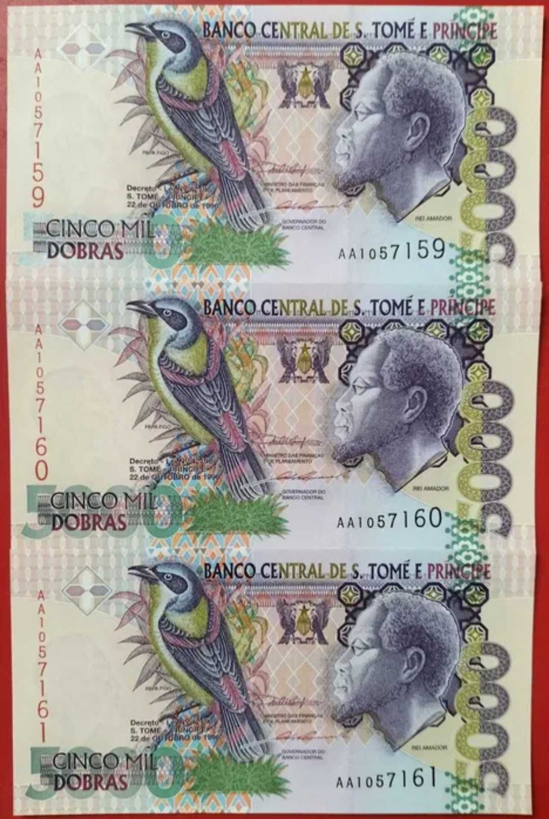 Lote 3 Notas 5000 Dobras 1995 São Tomé e Príncipe Novas UNC