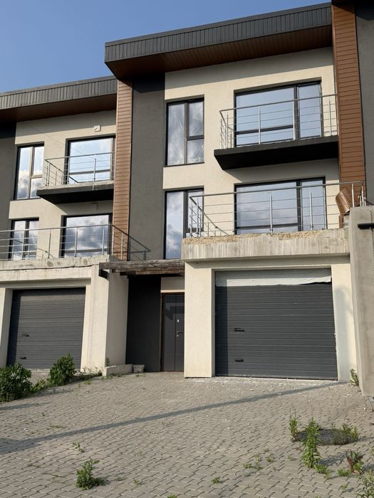 Продаж котеджу с.Біла