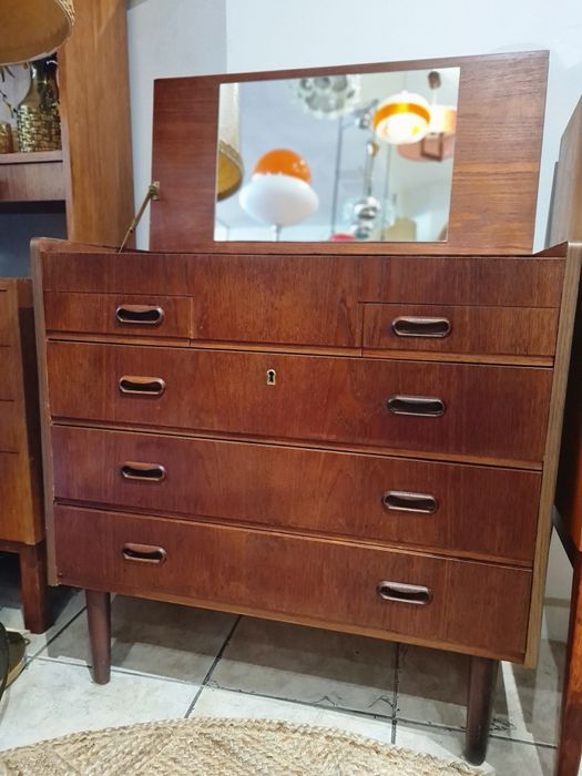 Toaletka tekowa ,komoda z szufladami,duński design,Dania lata 60,mid-c