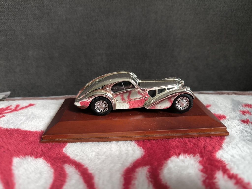 Model Bugatti Coupé Atlantic 1:43