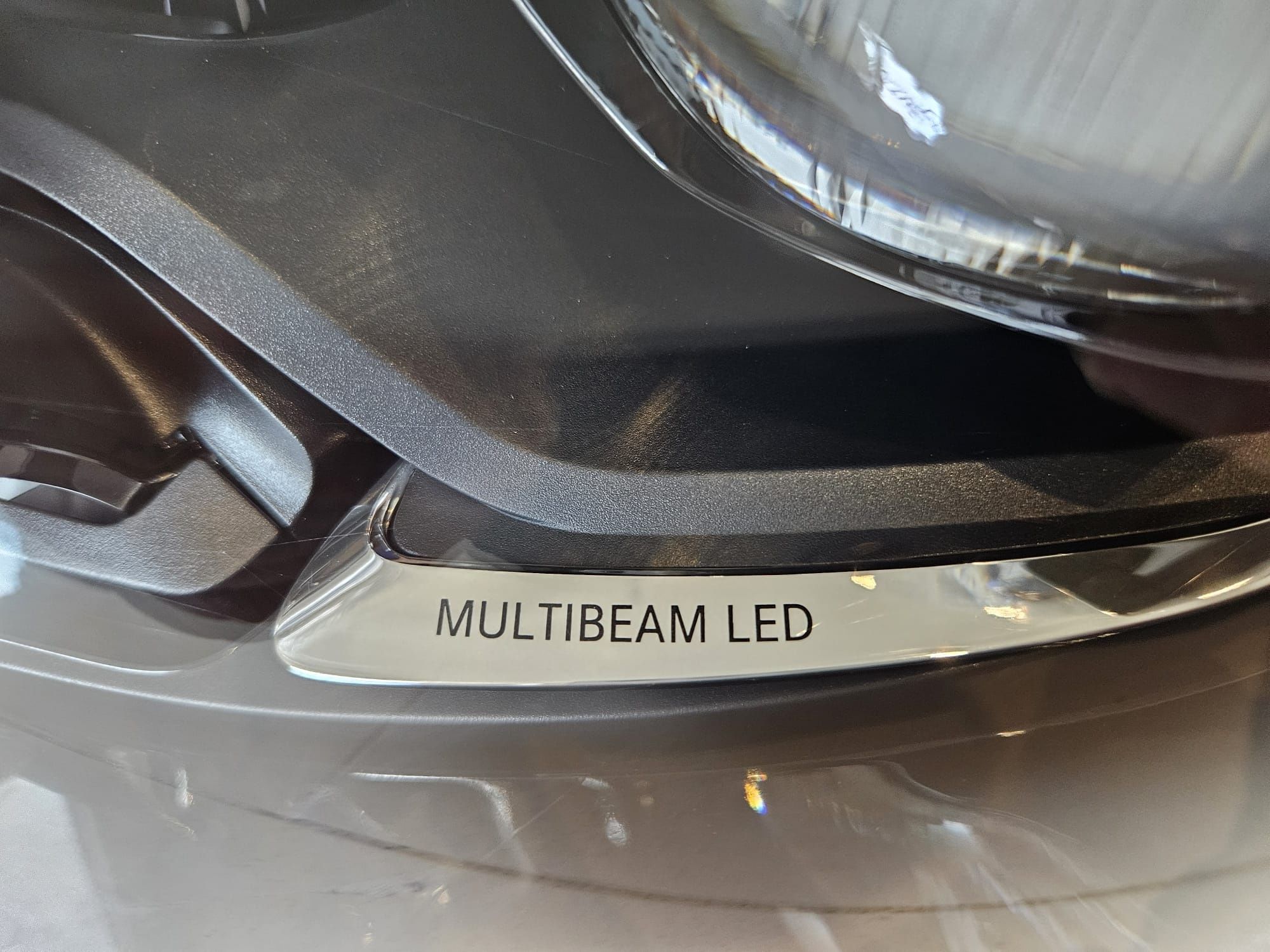 Lampa Mercedes W213 lift multibeam lewy przód lewa