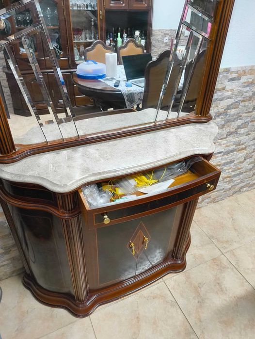 Móvel c/ espelho hall de entrada