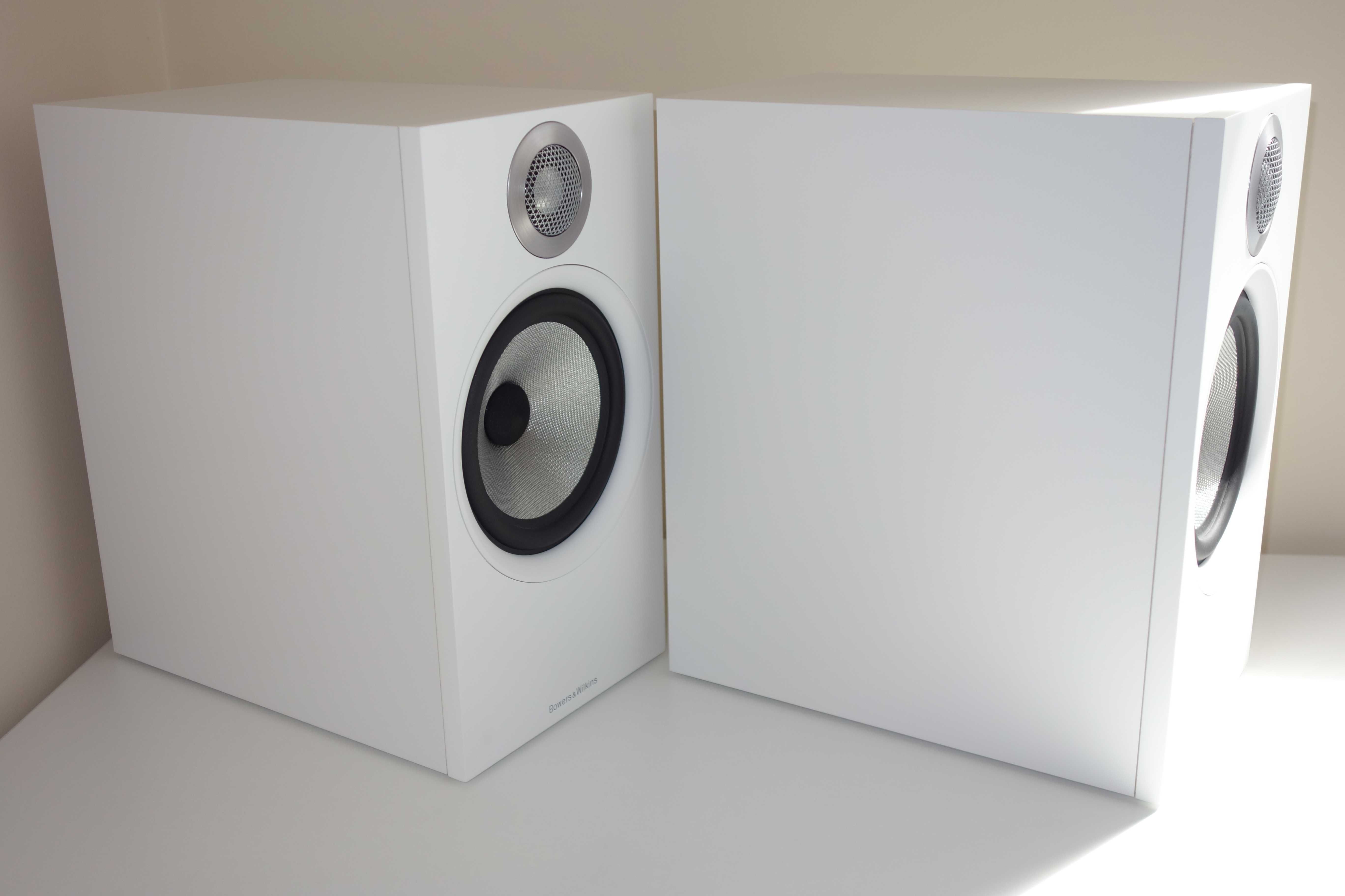Kolumny Bowers&Wilkins 606 białe, idealny stan.
