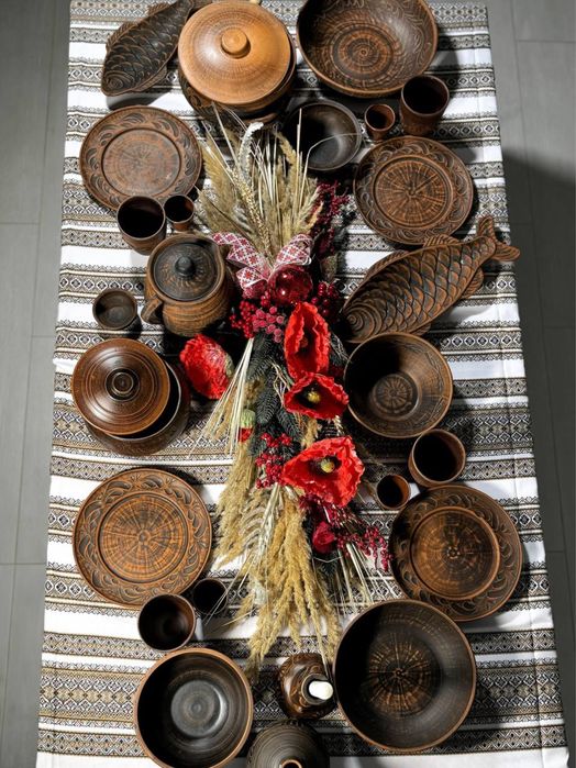 Компактний Глиняний Набір Для Двох Посуду На 6 Осіб Персон