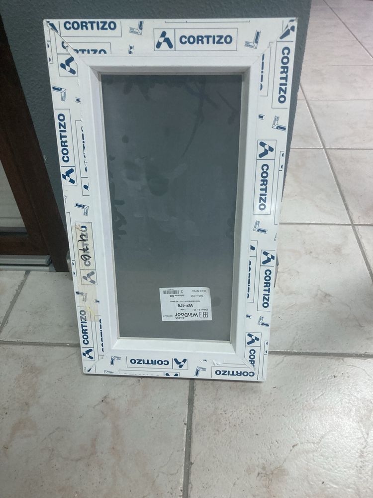 Janela fixa nova