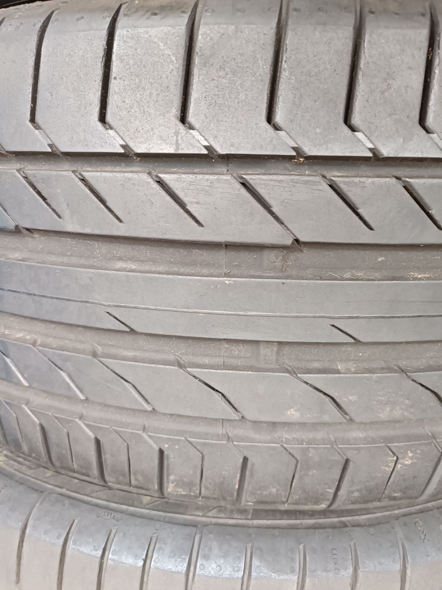 Opony 235/50 r18