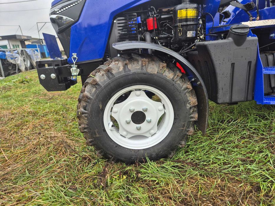 Трактор Файтер Т254 РД в подарок козырек