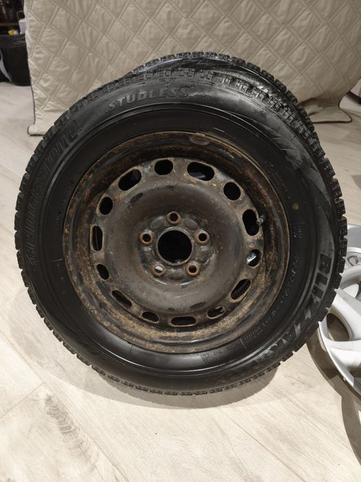 Колеса в зборі Blizzak vrk 195/65r15