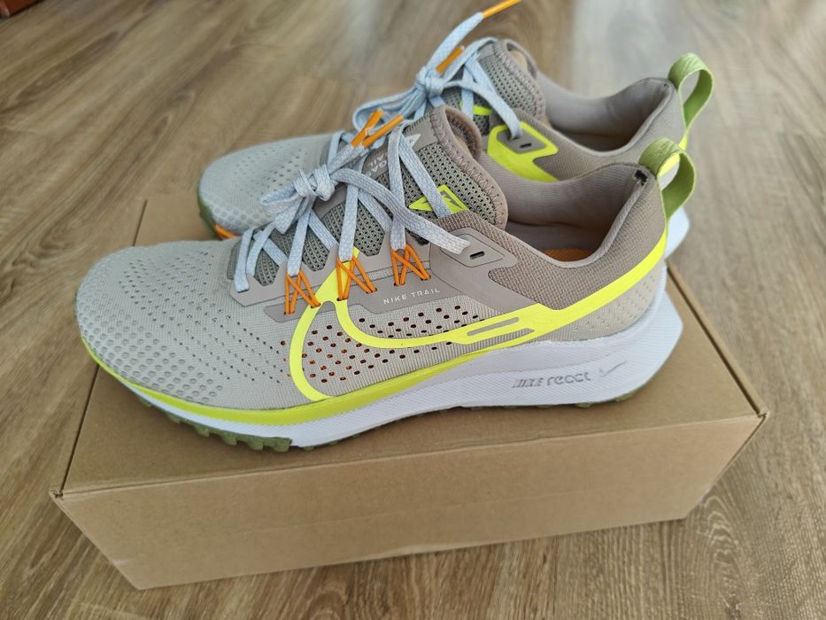 Nike pegasus trail 4 react