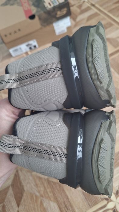Кросовки комфорт Skechers MAX PROTECT. 42р.