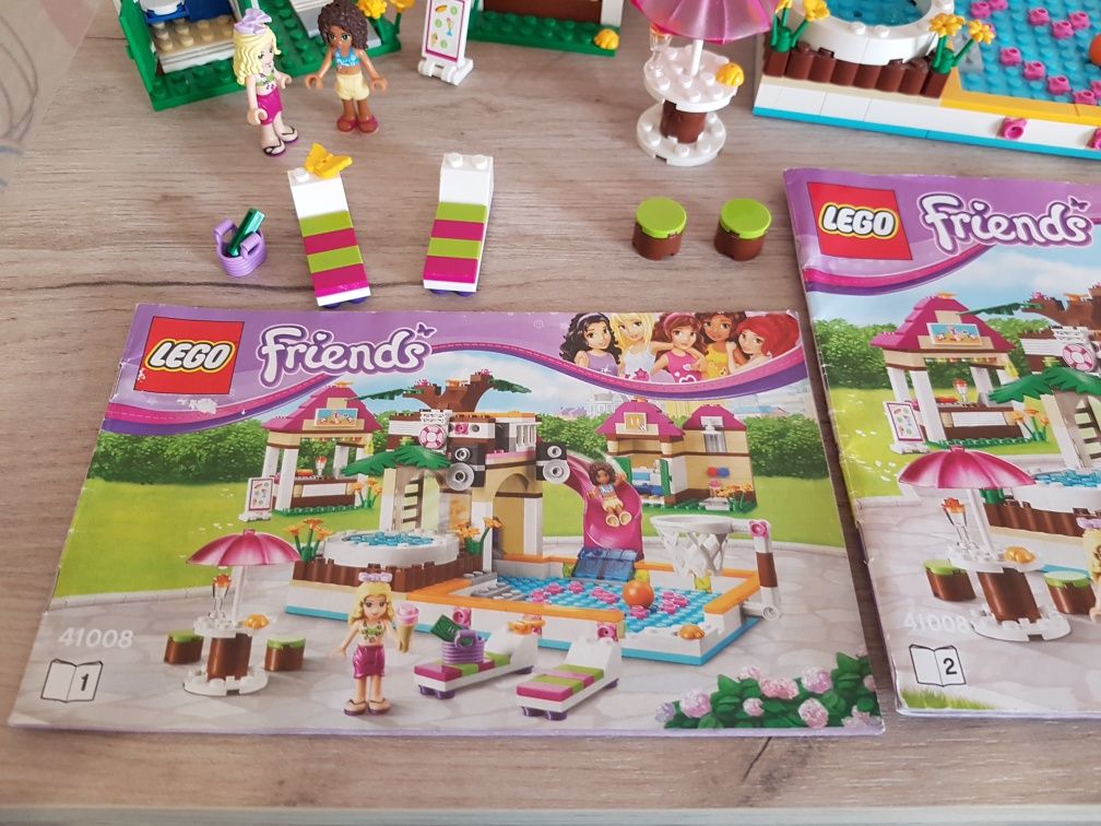 Конструктор Lego Басейн Хартлейк сіті 41008
Конструктор LEGO Friends Б