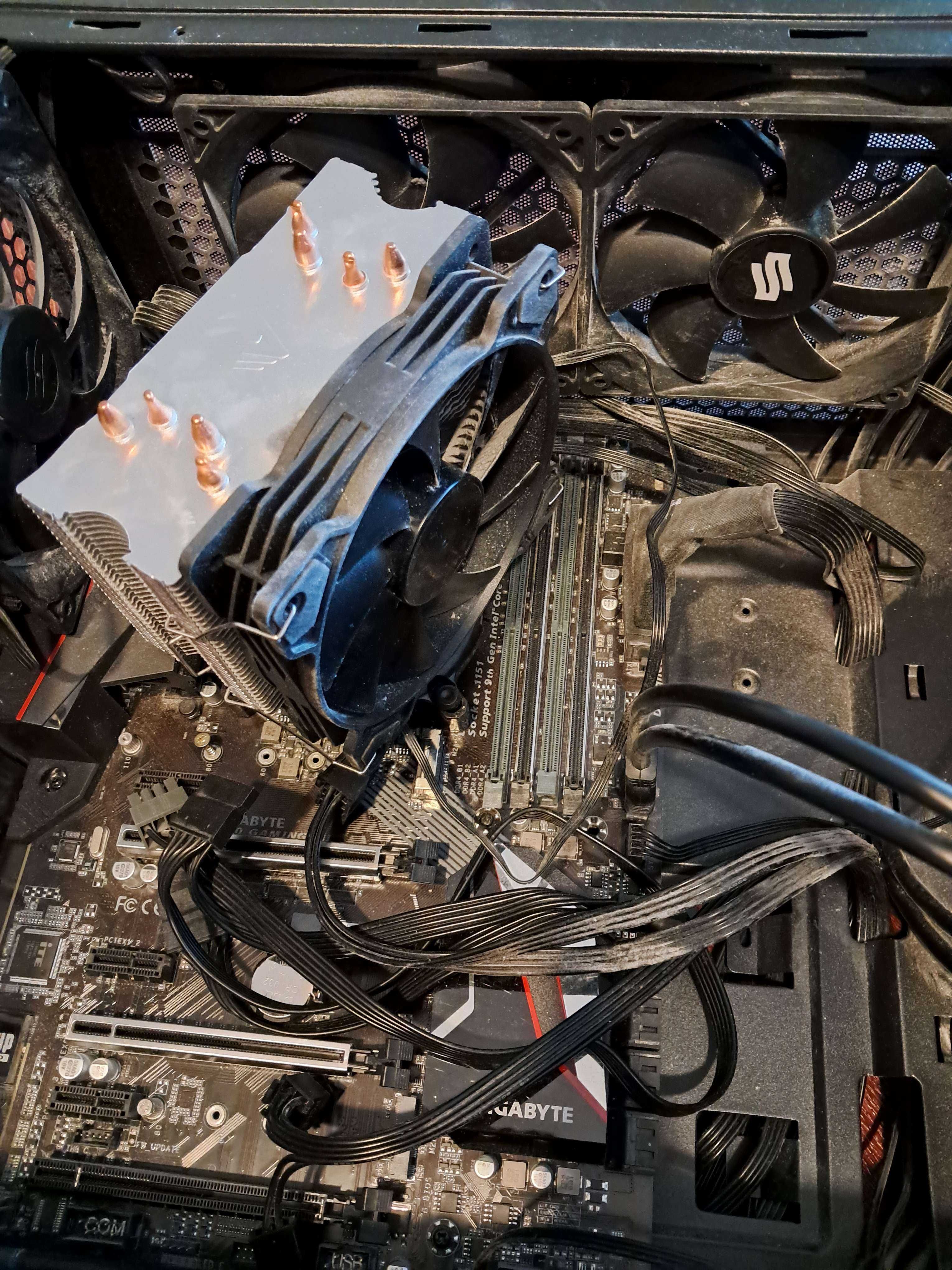 Komputer: Gigabyte Z390, INTEL CORE i5-9600KF, 16GB RAM
