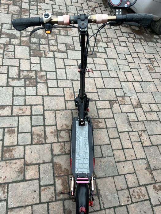 Електросамокат KugooKirin