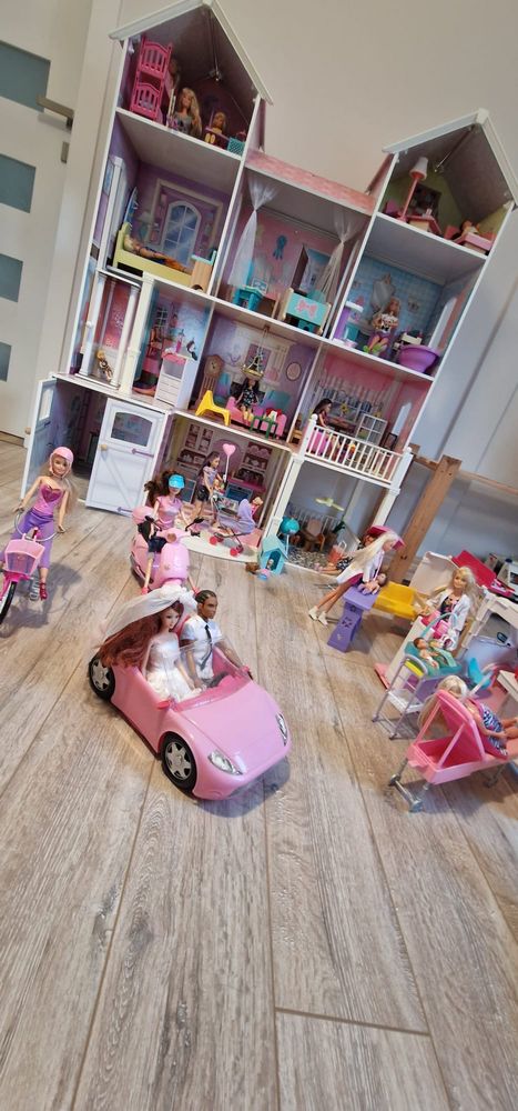Solidny domek dla Barbie KidKraft stan bardzo dobry