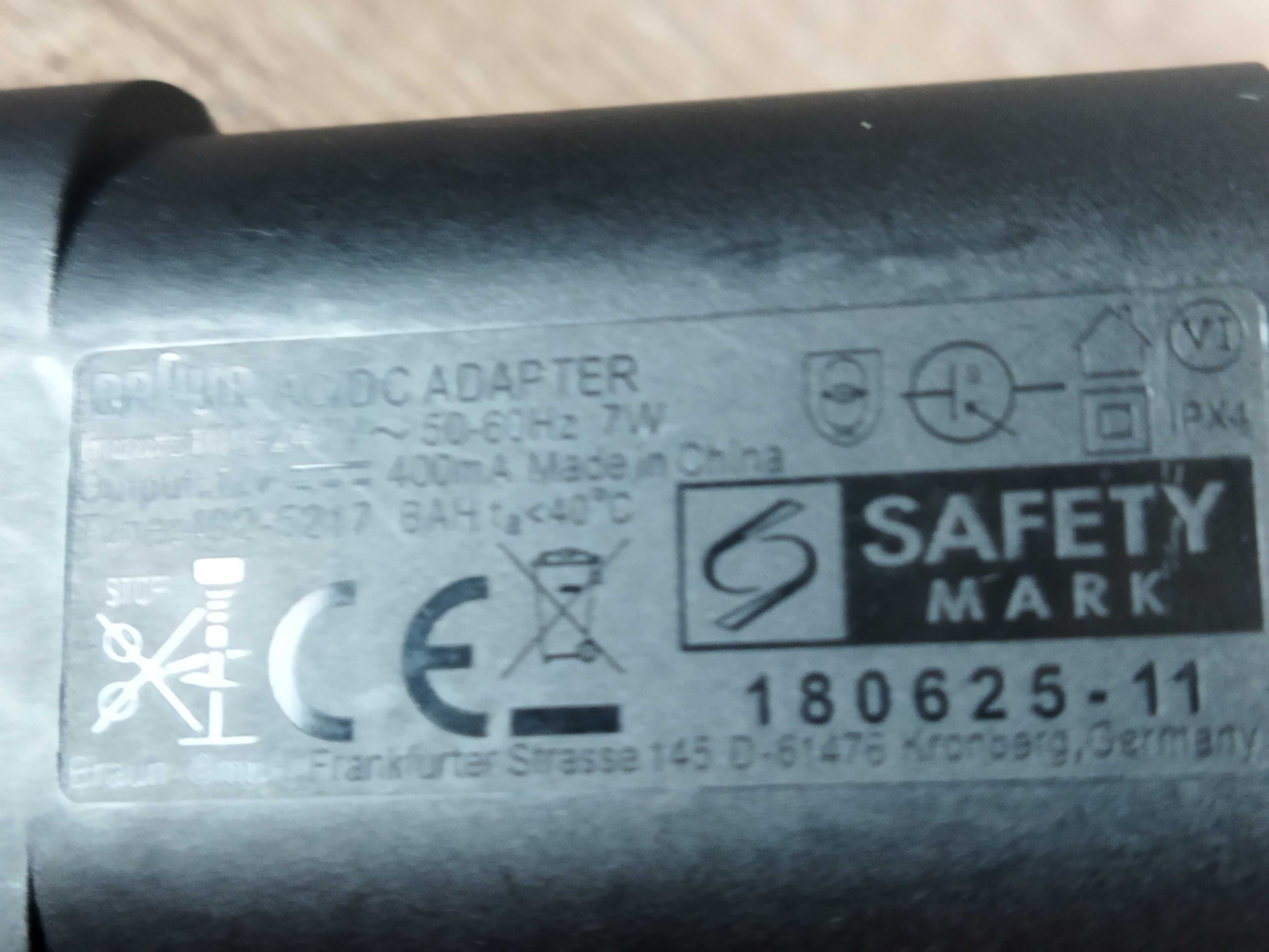 Зарядное устройство бритвы Braun 12V.