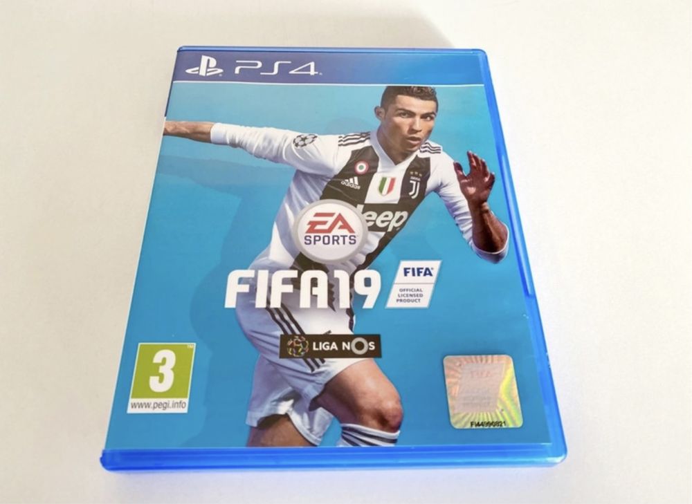 Jogos PS4 FIFA19, FIFA17 | 10€ cada