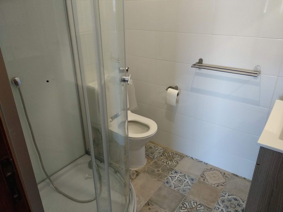 Apartamento T3, com dois WC,  para arrendamento